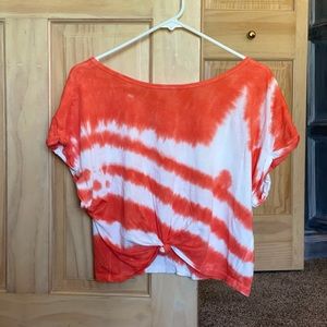 Tie dye front knot cropped tee